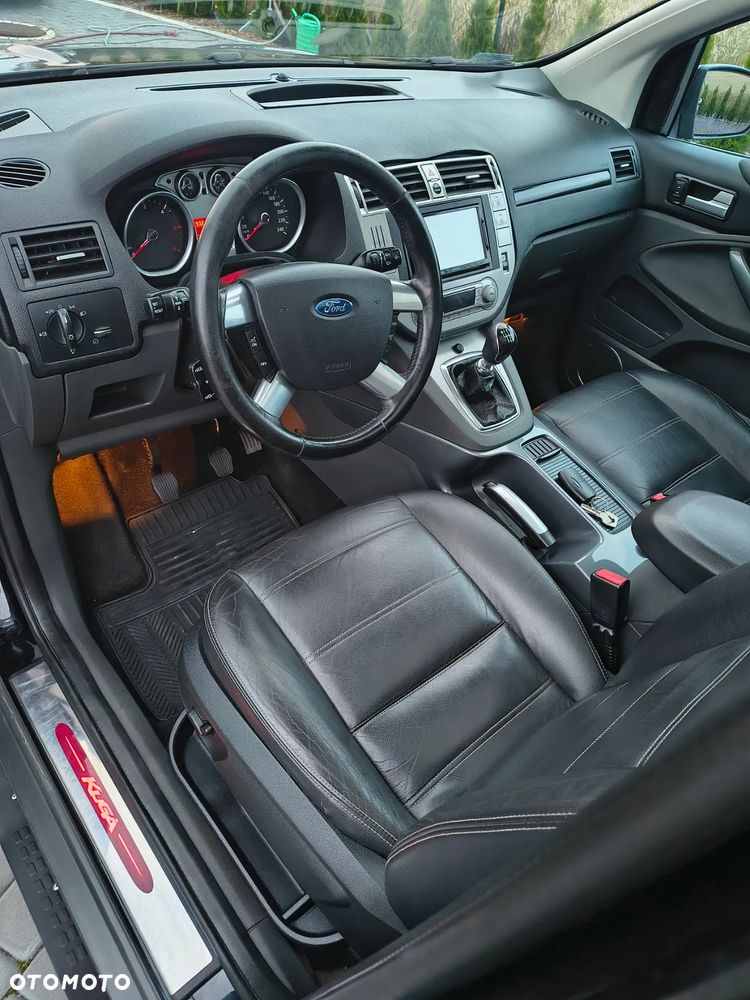 Ford Kuga 2.0 TDCi Titanium FWD - 26