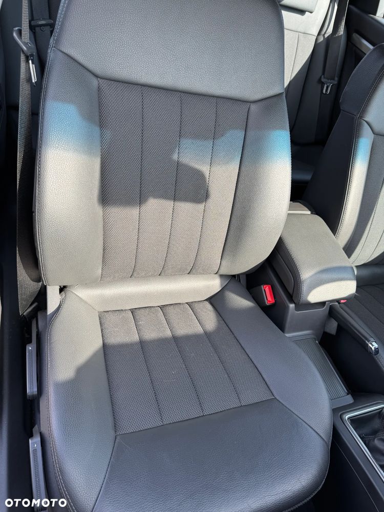 Opel Vectra 1.9 CDTI DPF Cosmo - 14