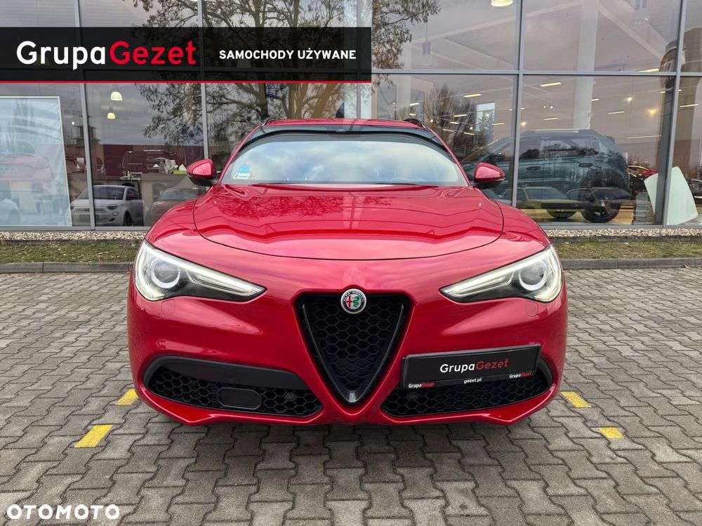 Alfa Romeo Stelvio - 6