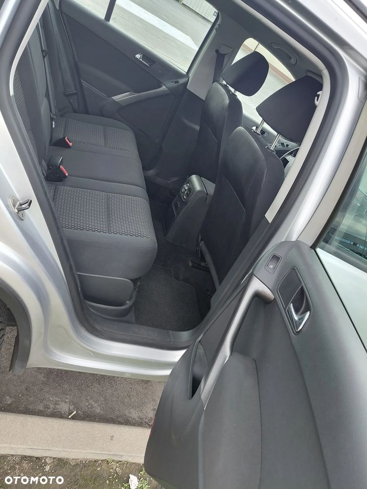 Volkswagen Tiguan 1.4 TSI BlueMot Trend&Fun - 11