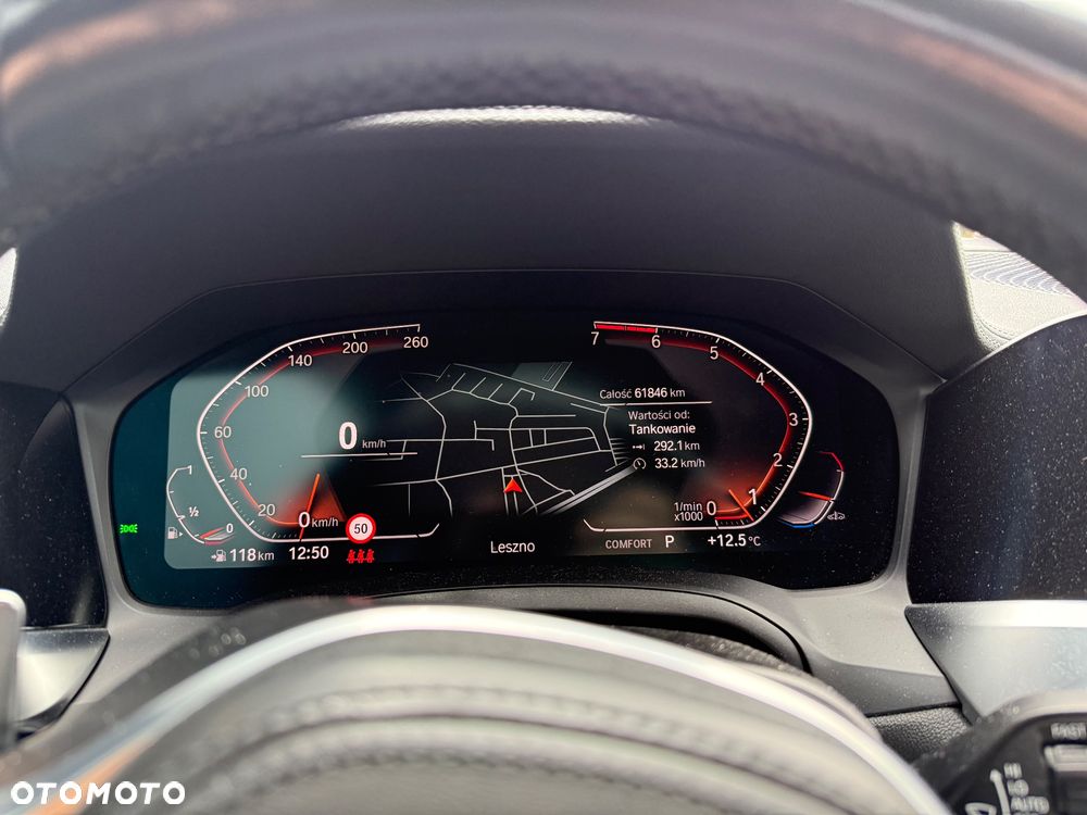 BMW Seria 3 330i xDrive Sport Line sport - 13