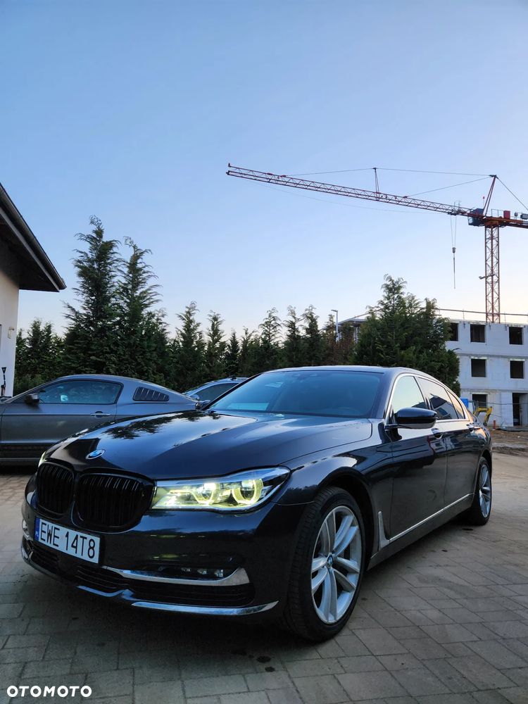 BMW Seria 7 750Li xDrive Edition Exclusive - 1