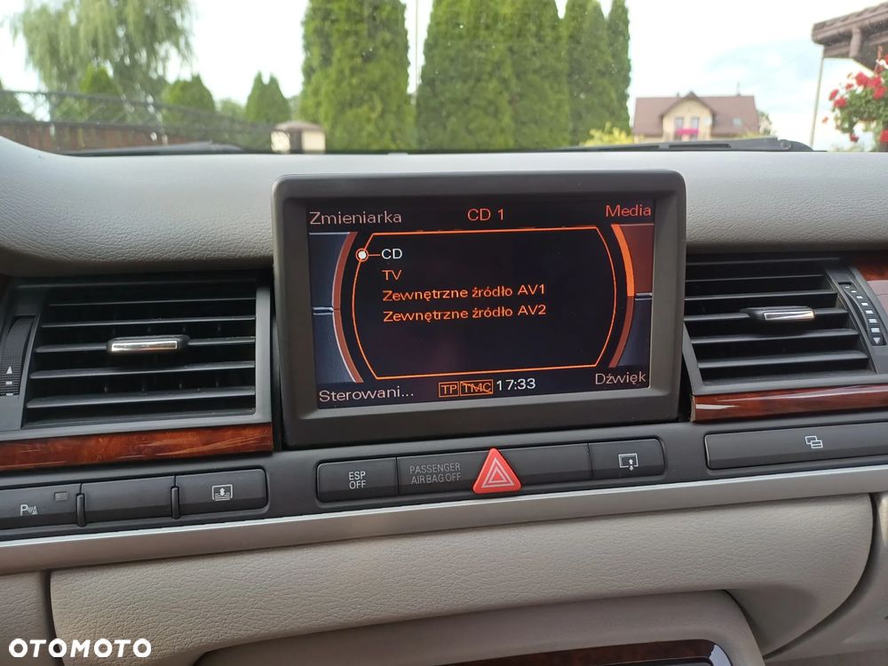 Audi A8 4.2 TDI Quattro - 14