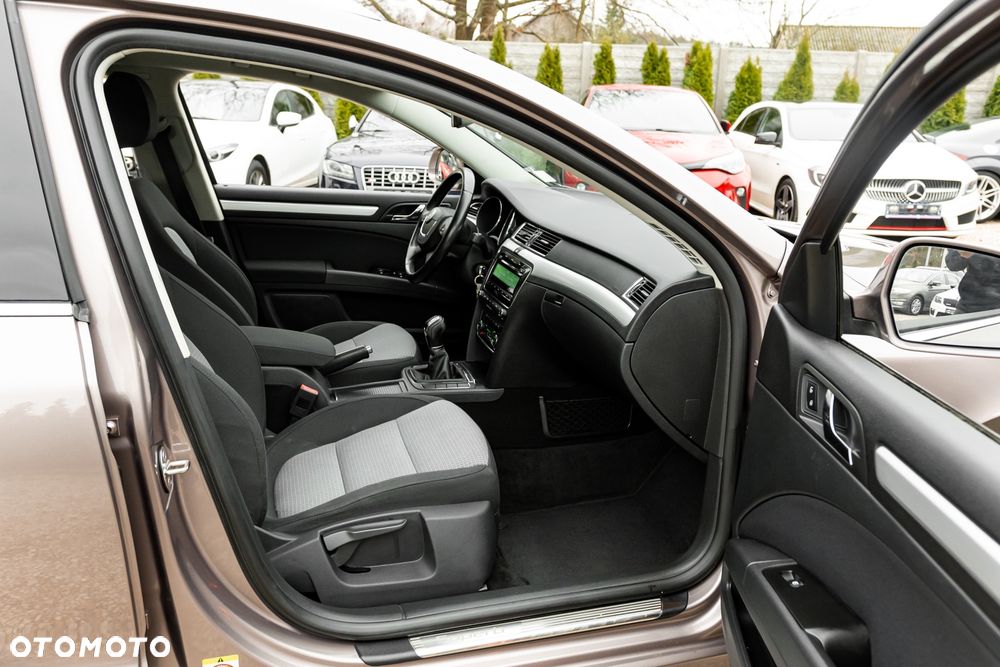 Skoda Superb 2.0 TDI Elegance Green tec - 24