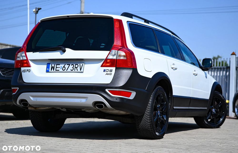Volvo XC 70 D5 AWD Summum - 9
