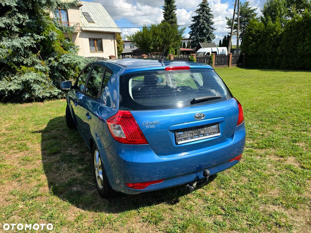 Kia Ceed 1.4 CVVT Vision - 18