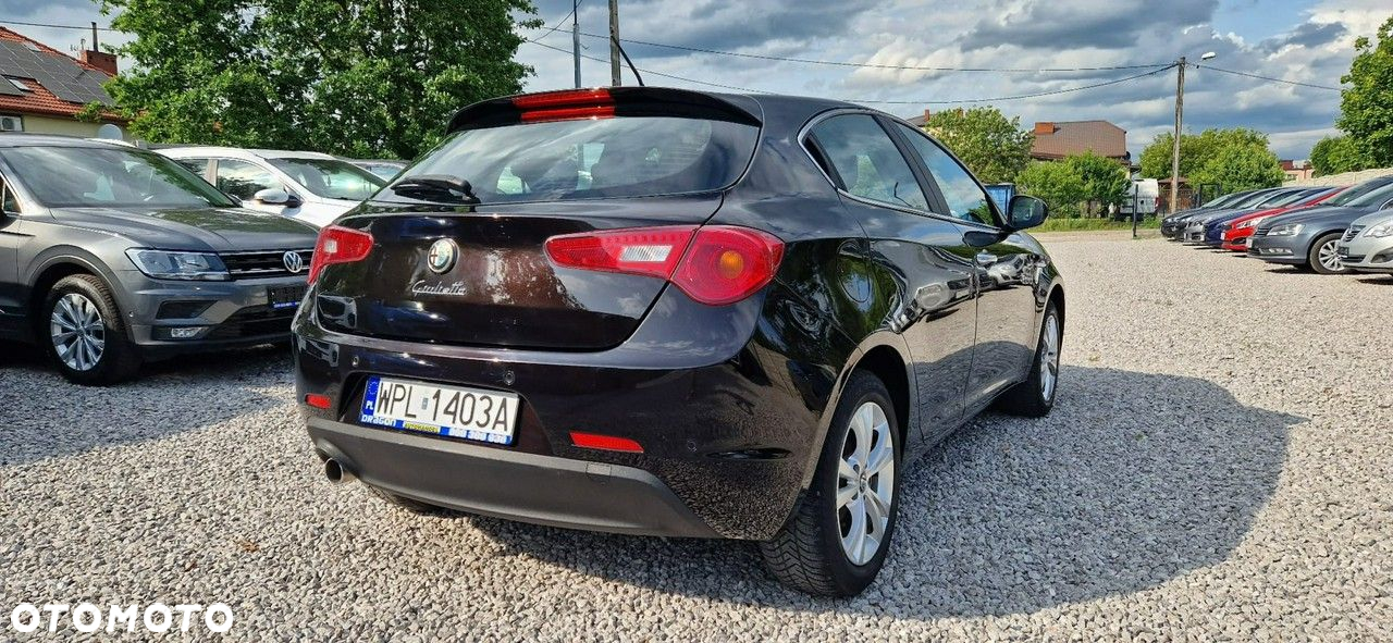 Alfa Romeo Giulietta - 12