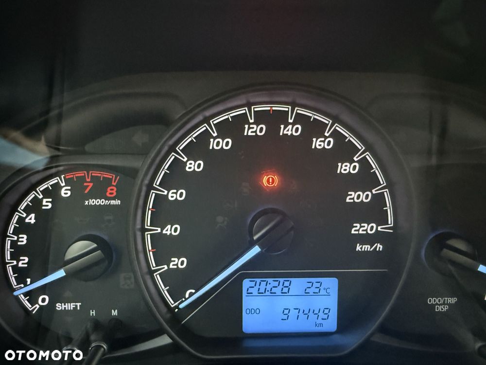 Toyota Yaris 1.0 VVT-i - 10