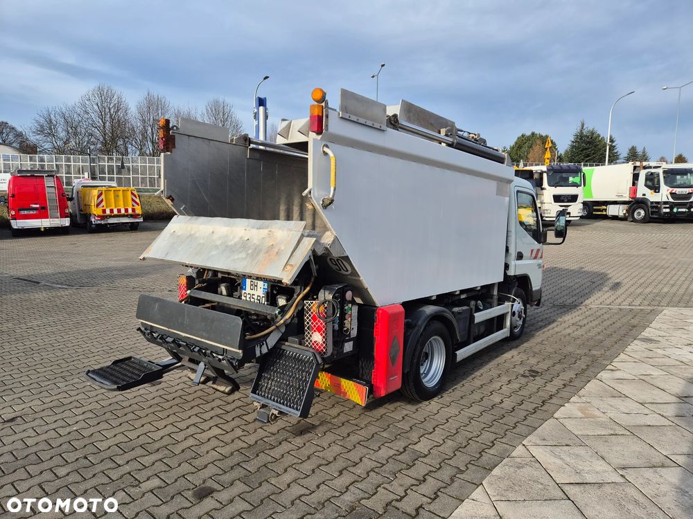 Mitsubishi FUSO Canter 5S13 EURO 5 +EEV / ŚMIECIARKA / ZGNIATARKA / 1 WŁ. / NISKI PRZEBIEG / SUPER STAN / SERWISOWANY / BEZWYPADKOWY - 9