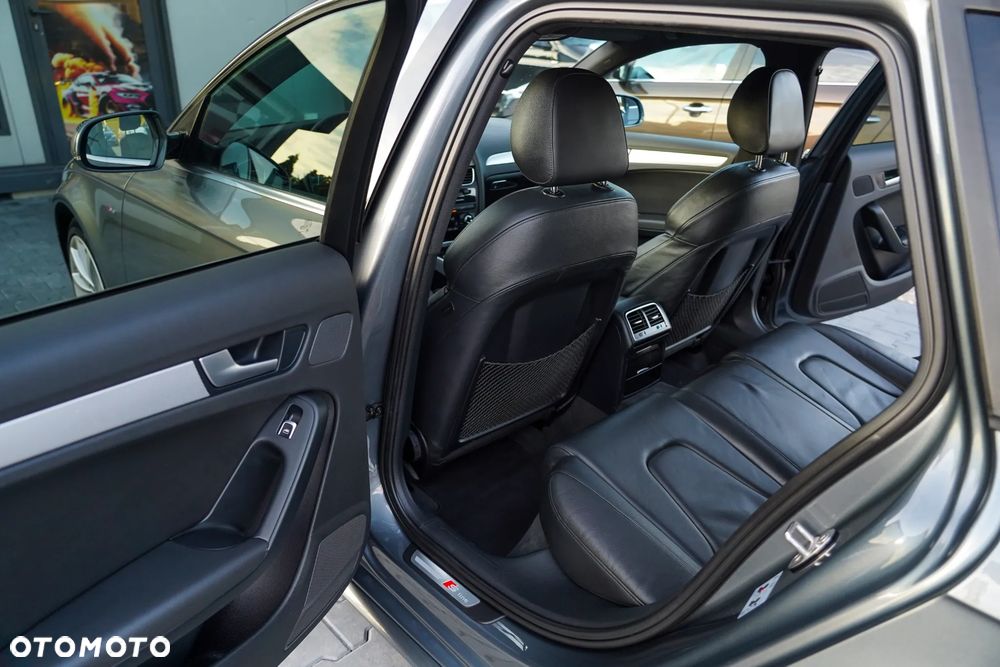 Audi A4 Avant 1.8 TFSI Ambiente - 24