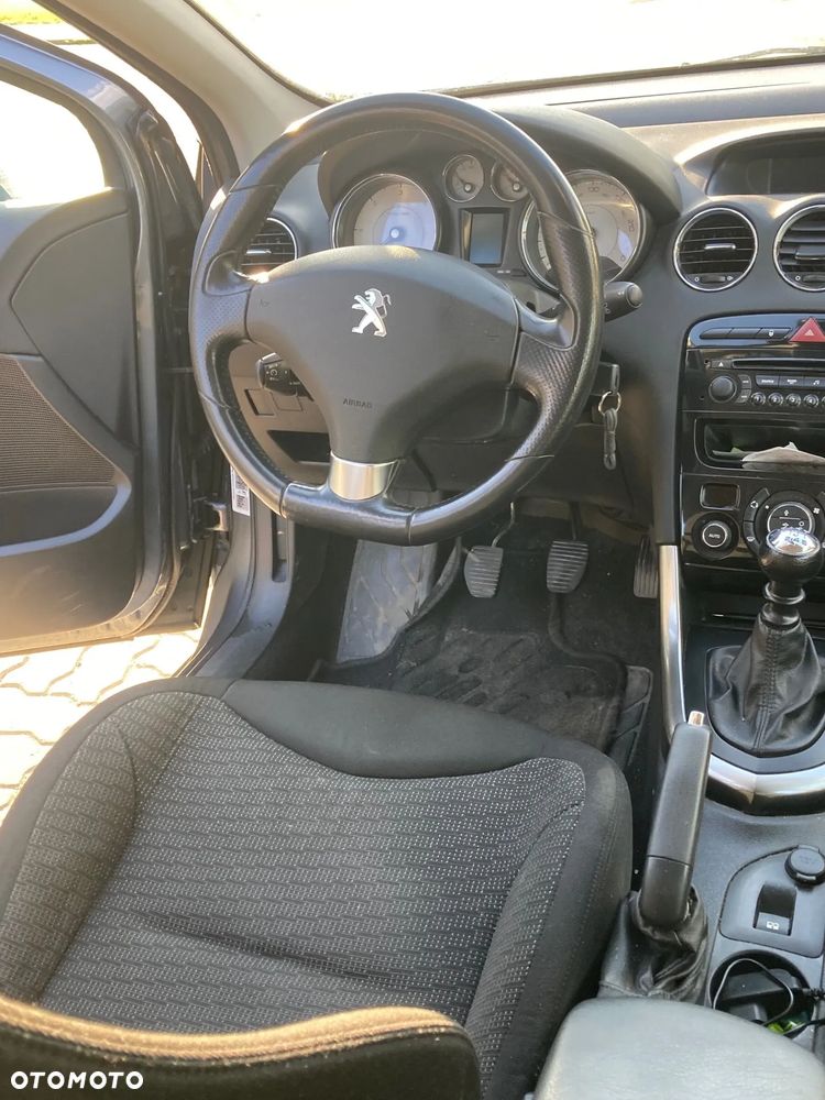 Peugeot 308 - 13