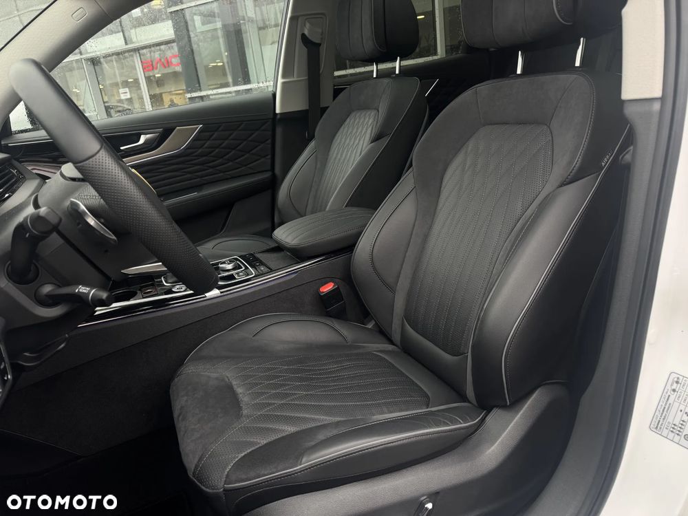Hongqi HS5 - 9