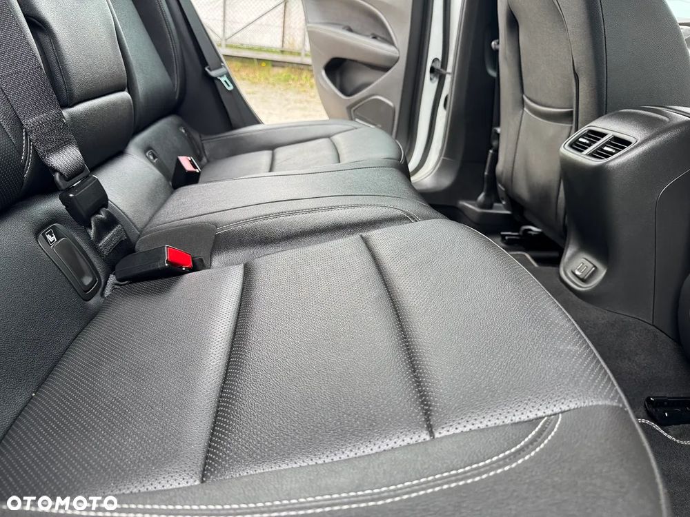 Opel Insignia - 29