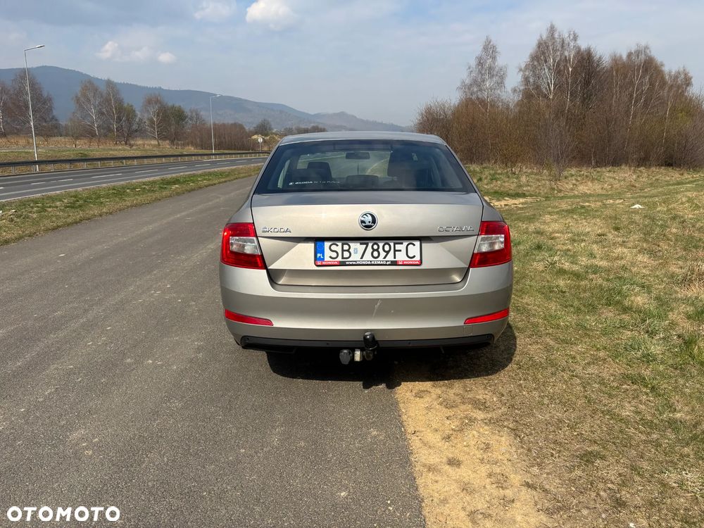 Skoda Octavia 2.0 TDI Elegance - 3