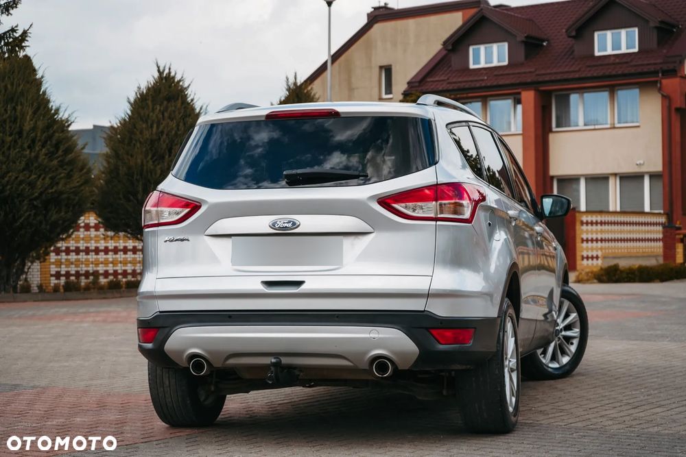 Ford Kuga 2.0 TDCi FWD Titanium - 9
