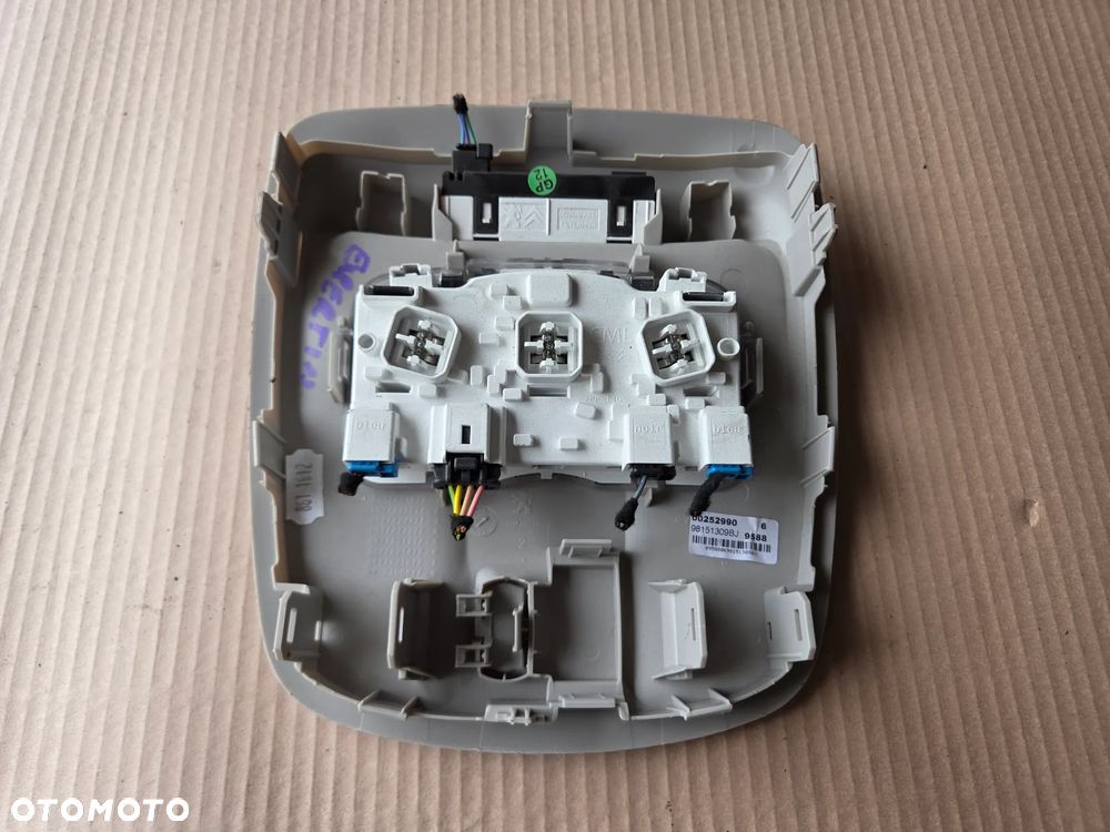 Oświetlenie kabiny lampka Peugeot Expert III Citroen Jumpy III - 4