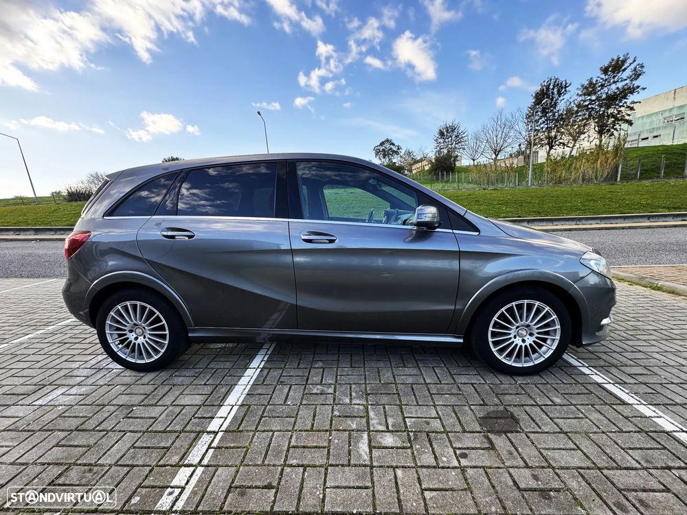 Mercedes-Benz B 250 e Electric Drive Urban - 14