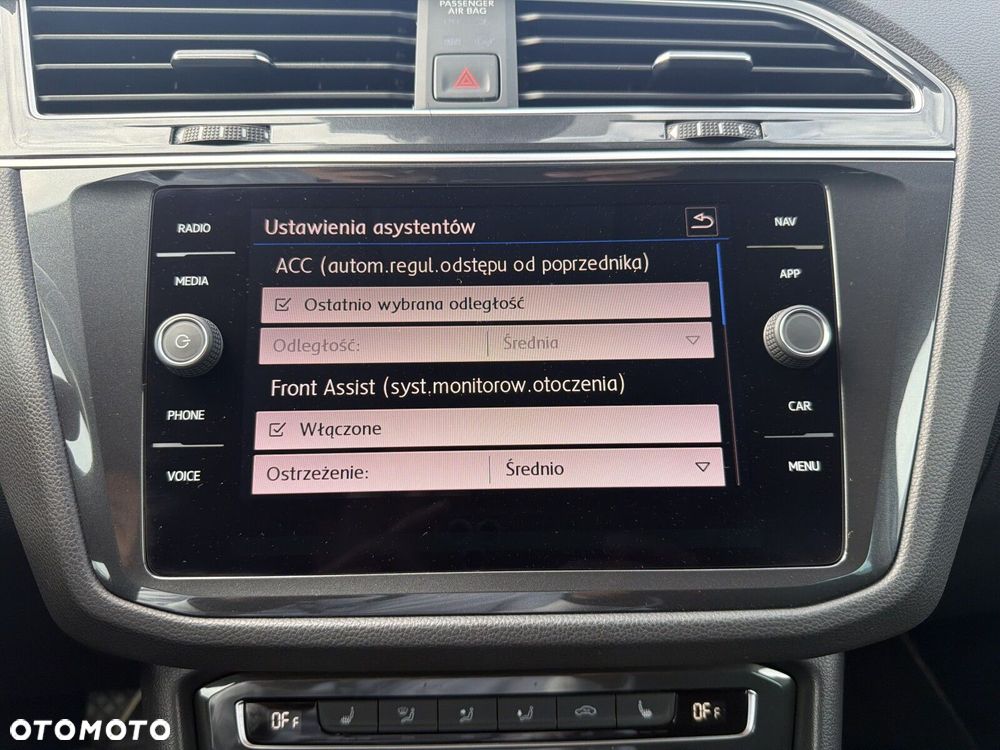 Volkswagen Tiguan - 21
