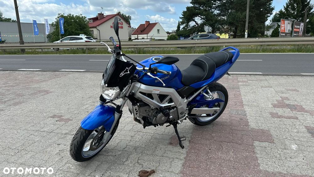 Suzuki SV - 4