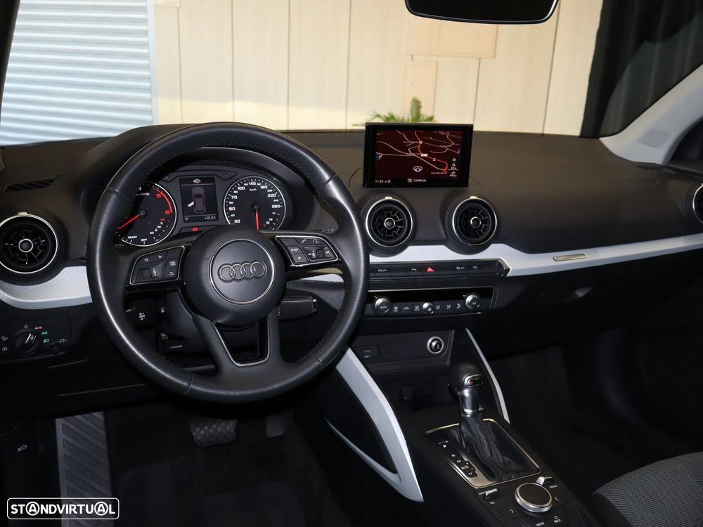 Audi Q2 30 TDI S tronic - 14