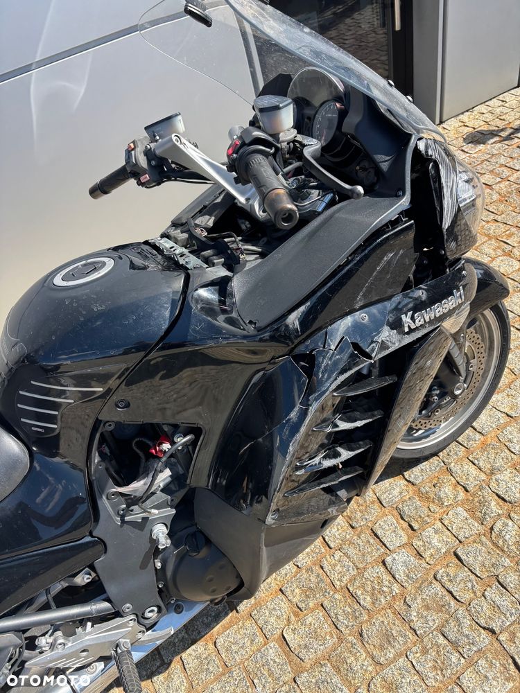Kawasaki GTR - 3