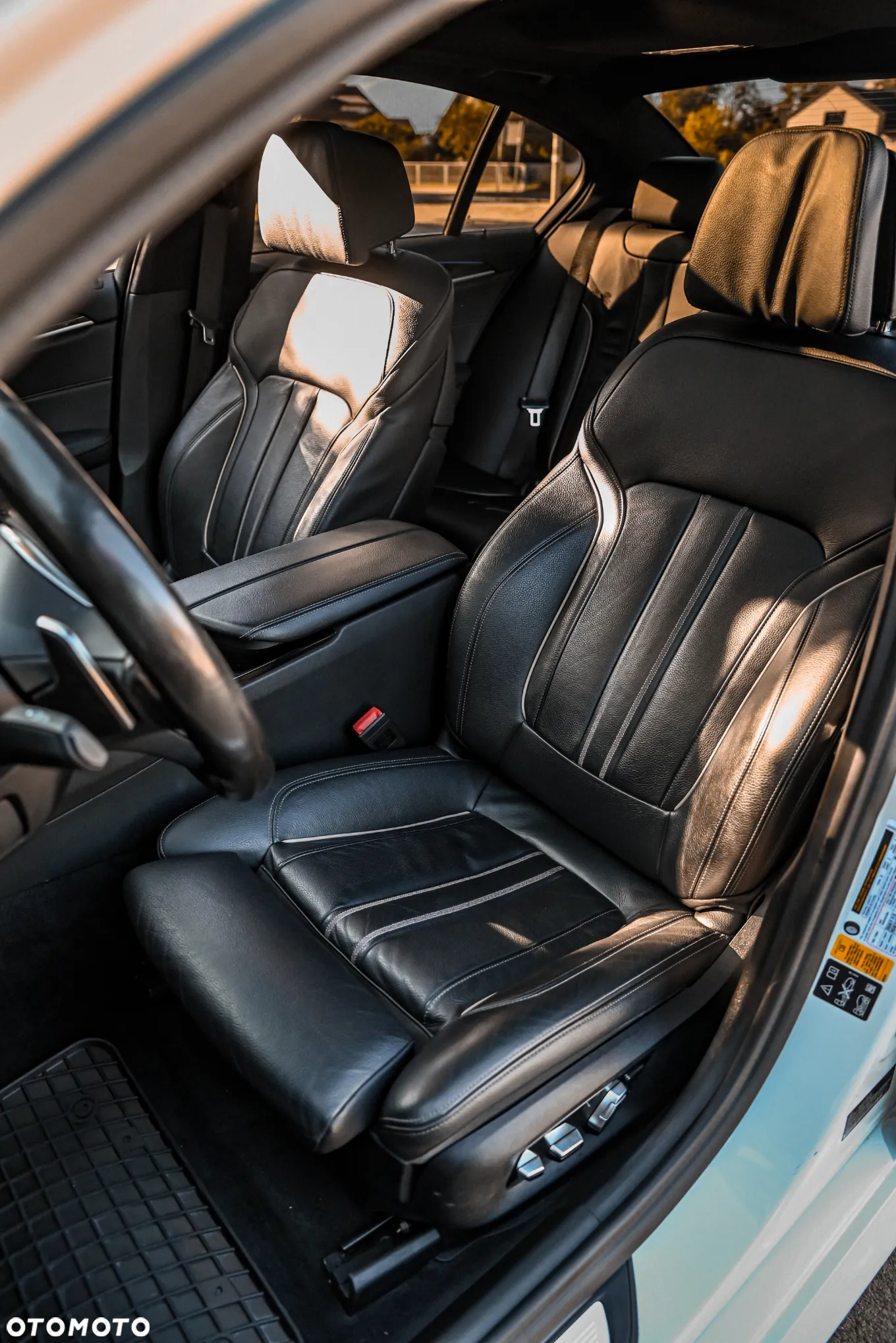 BMW Seria 5 540i xDrive M Sport sport - 29
