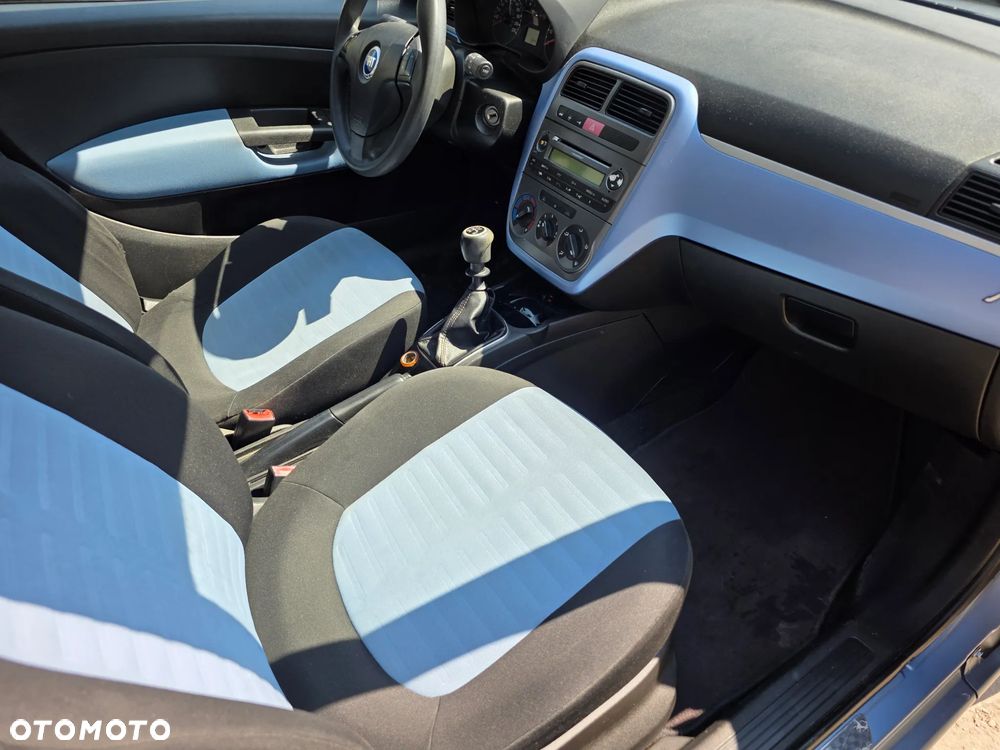Fiat Punto - 15