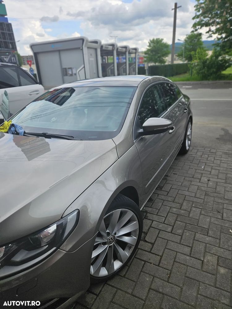 Volkswagen Passat CC - 10