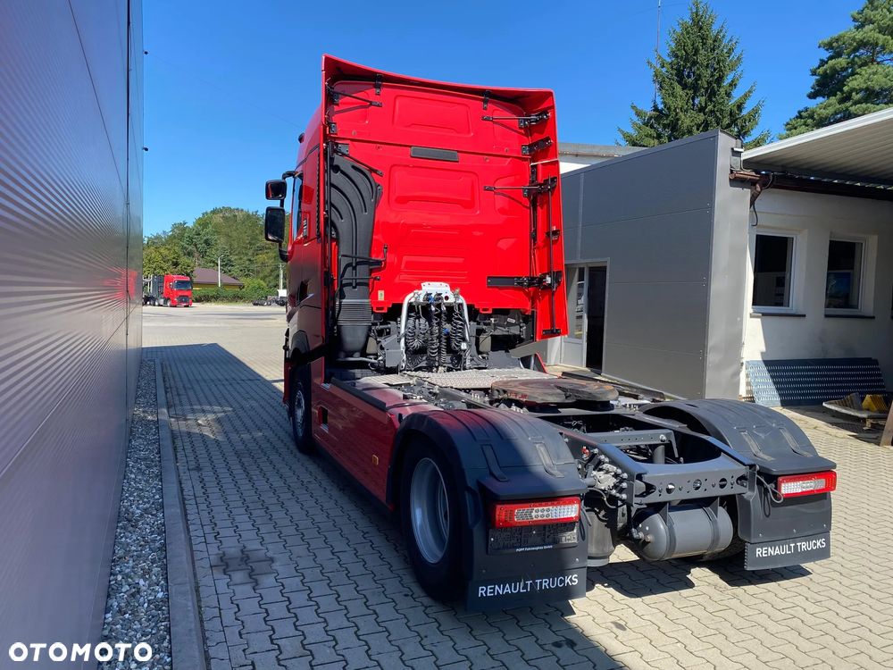 Renault T480 High Cab Evo (Standard) - 11