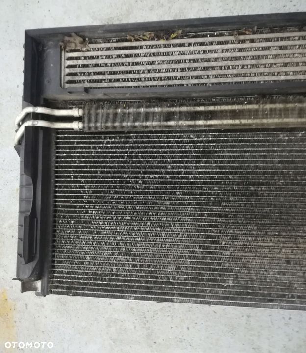BMW E60 E61 PAS CHŁODNIC INTERCOOLER - 4