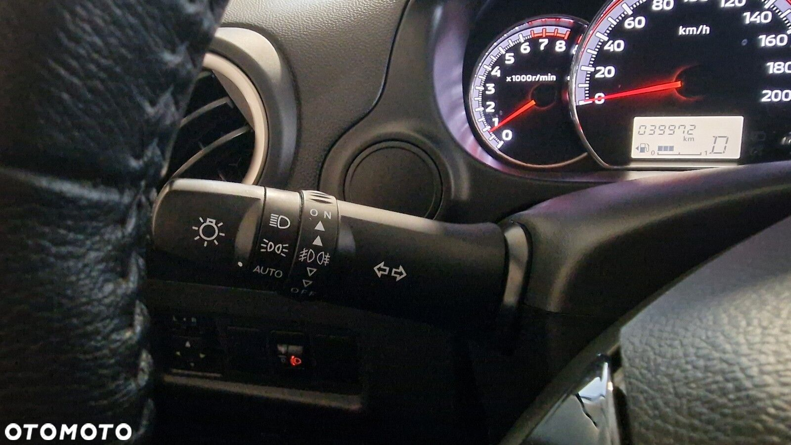 Mitsubishi Space Star 1.2 AS&G Instyle CVT - 20
