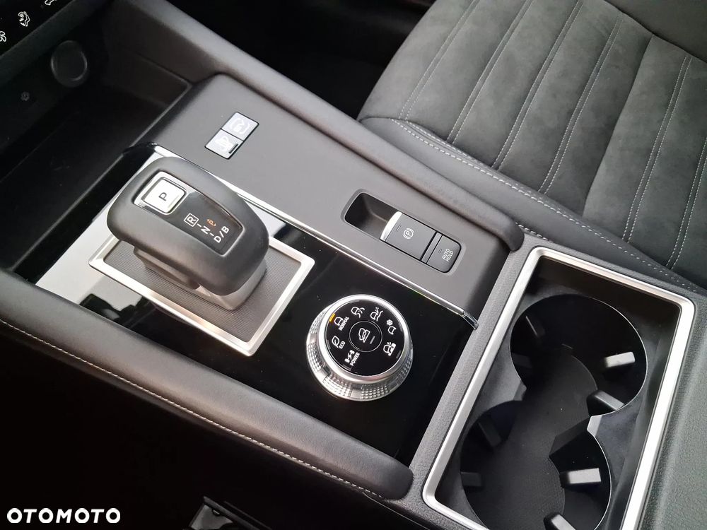 Mitsubishi Outlander Intense - 19