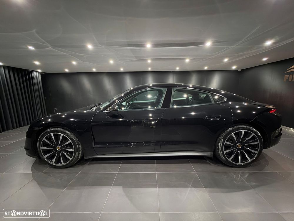 Porsche Taycan Standard - 4