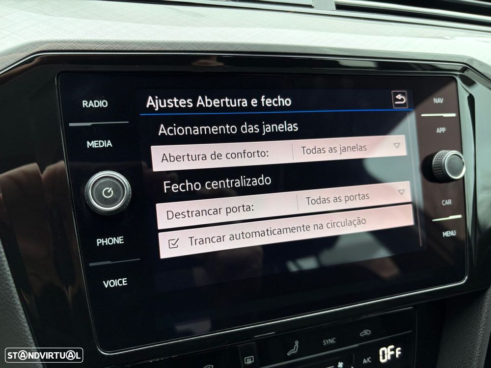 VW Passat Variant 2.0 TDi Elegance DSG - 40