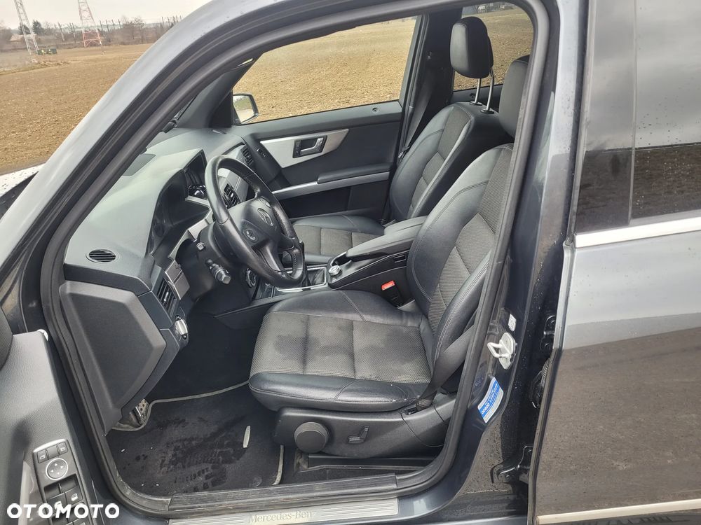 Mercedes-Benz GLK - 11