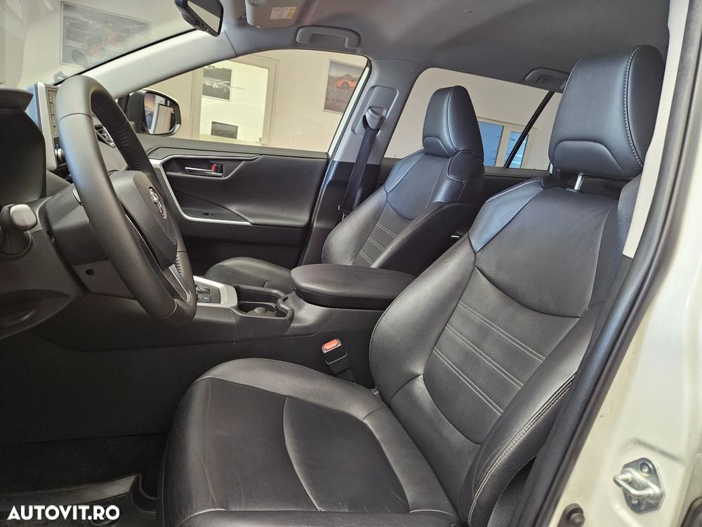 Toyota RAV4 2.5 Hybrid VVT-iE 4x4 Luxury - 23