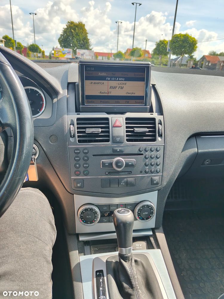 Mercedes-Benz Klasa C 200 CDI DPF Automatik BlueEFFICIENCY - 10