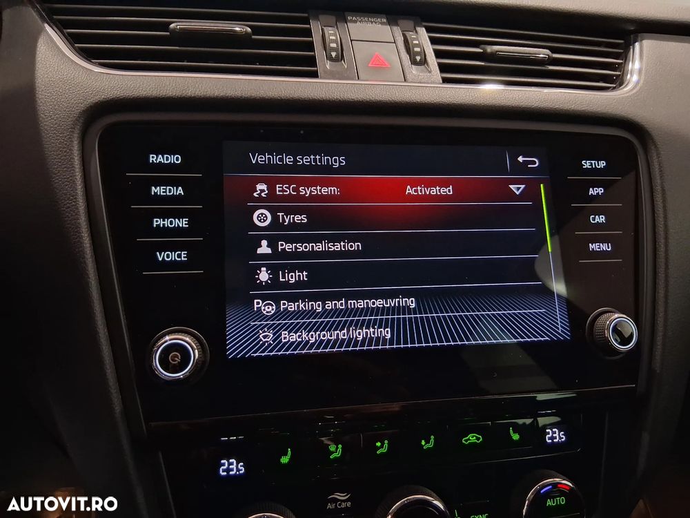 Skoda Octavia 1.5 TSI DSG Style - 27