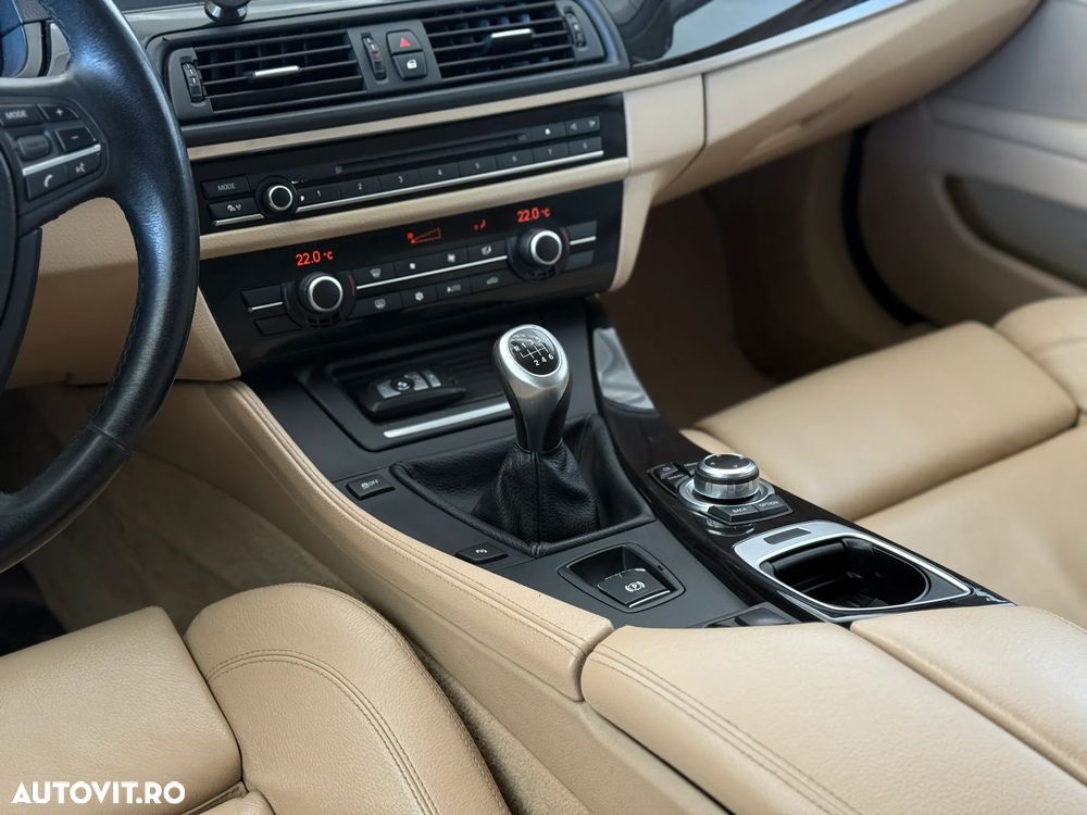 BMW Seria 5 520d - 11