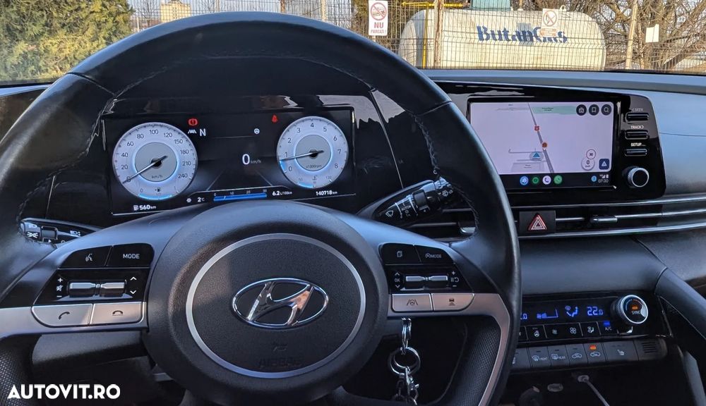 Hyundai Elantra 1.6 l 123 CP CVT Highway - 1