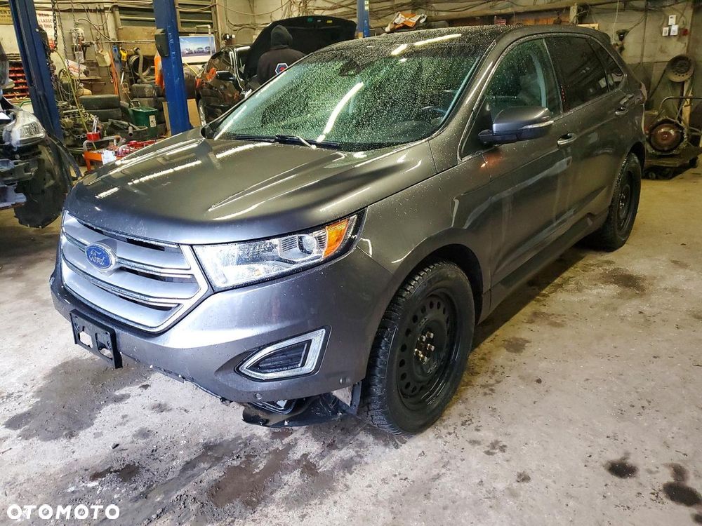 Ford Edge - 9