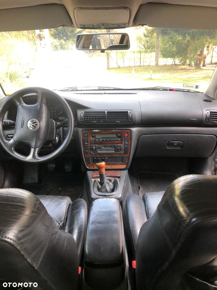 Volkswagen Passat 1.9 TDI - 9