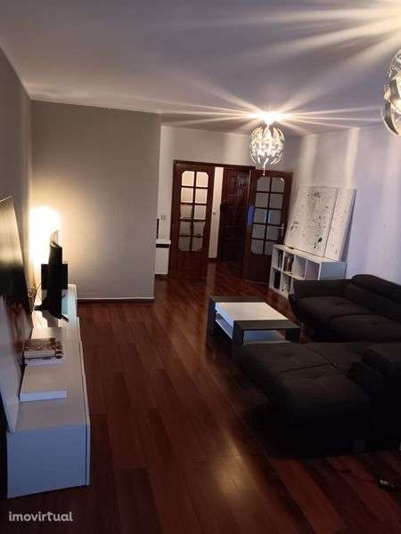 T2 – Vilar do Paraíso | Vila Nova de Gaia
Arrenda-se apartamento T2 co - Grande imagem: 4/5