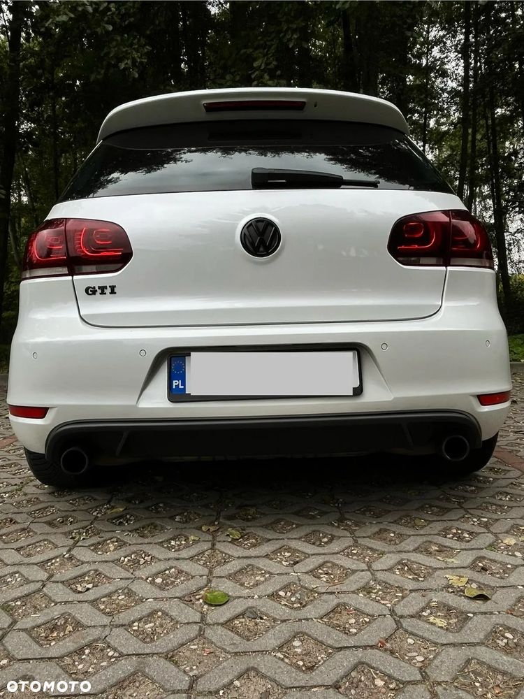 Volkswagen Golf VI 2.0 TSI GTI - 5