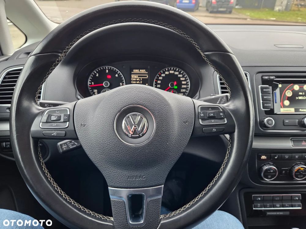 Volkswagen Sharan 2.0 TDI DSG Blue Motion Match - 25