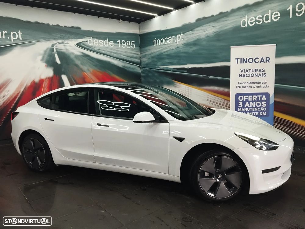 Tesla Model 3 Long Range Tração Traseira - 3