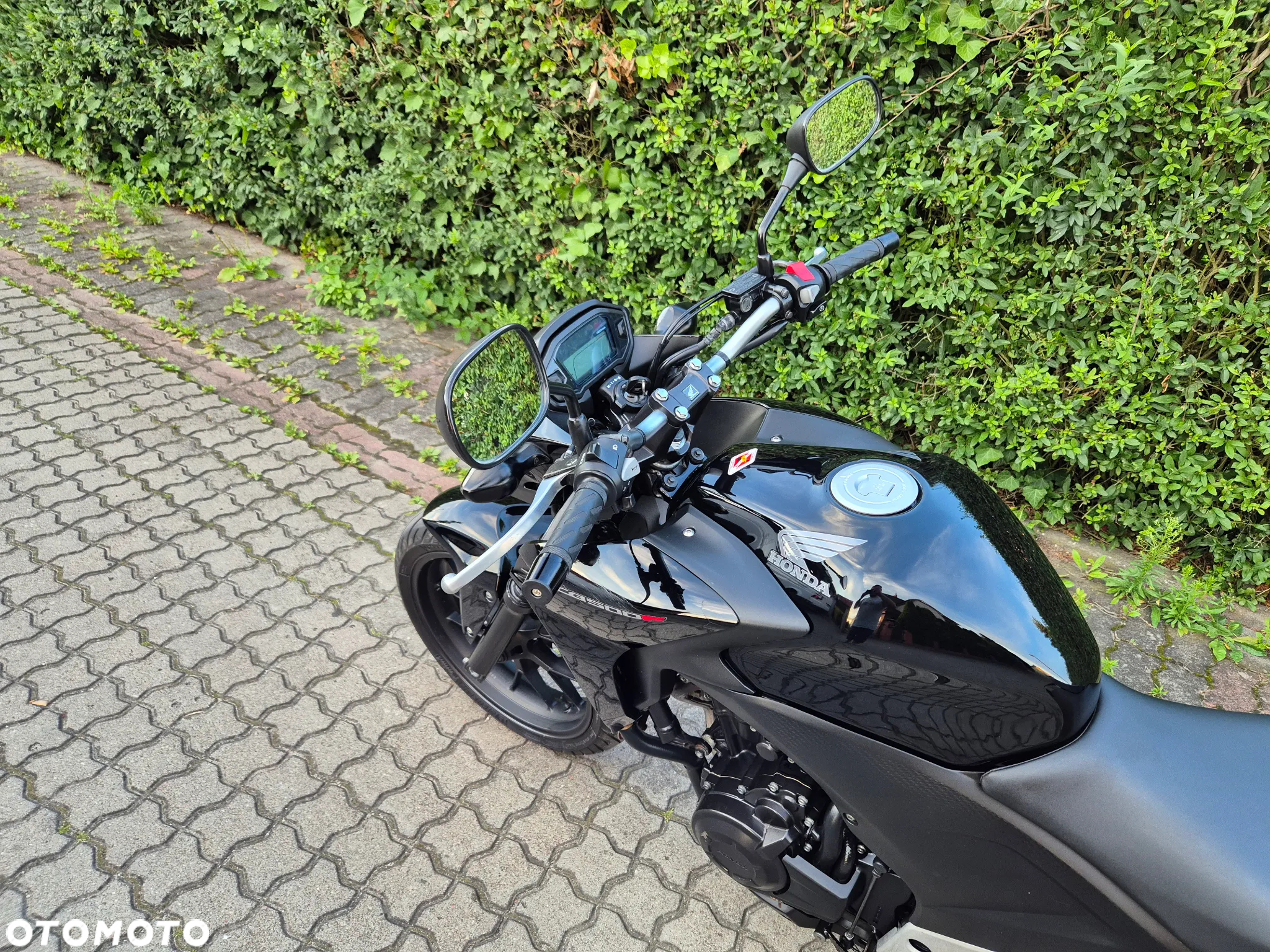 Honda CB - 17