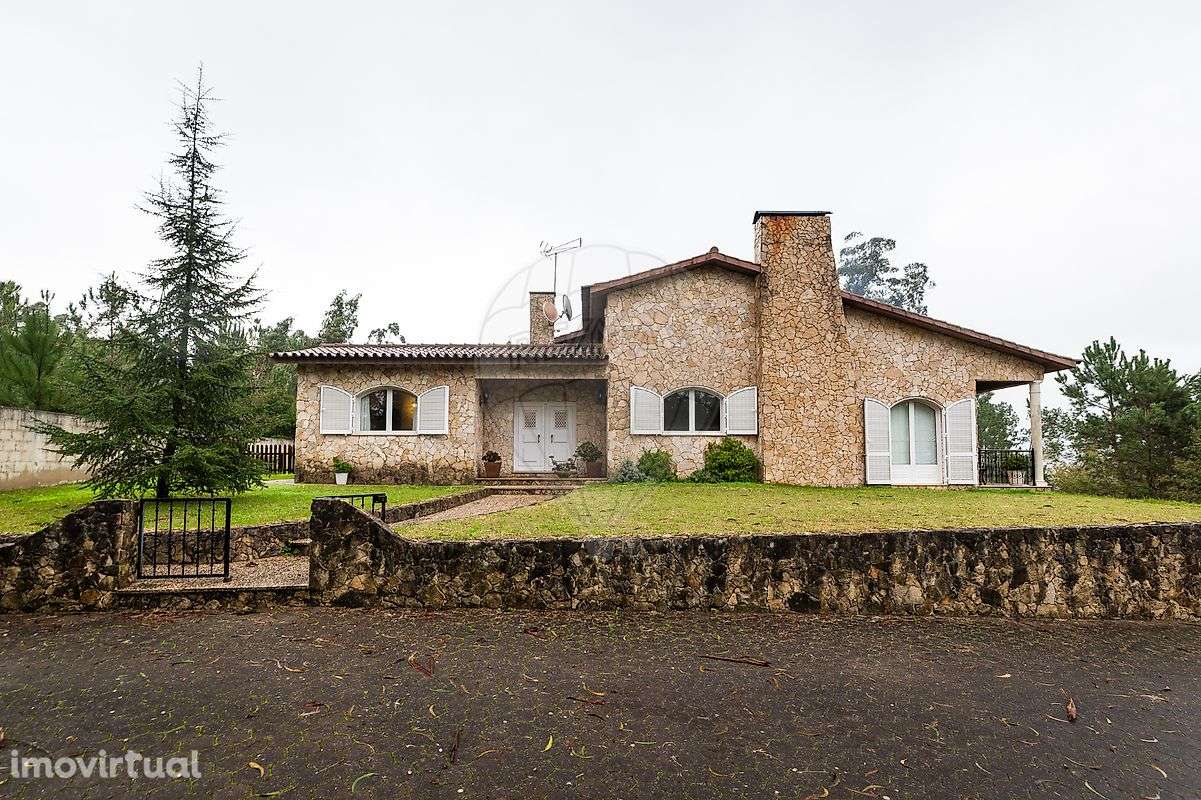 Moradia T4 para arrendamento - Grande imagem: 3/50