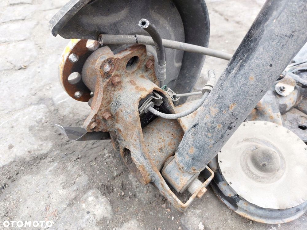 Belka tylna OŚ ZAWIESZENIA TYŁ VW PASSAT B5 96-05 KOMBI - 9