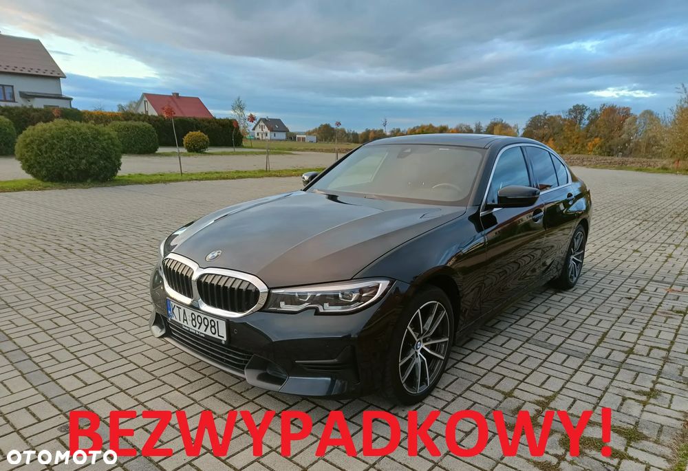 BMW Seria 3 330i xDrive Sport Line - 1